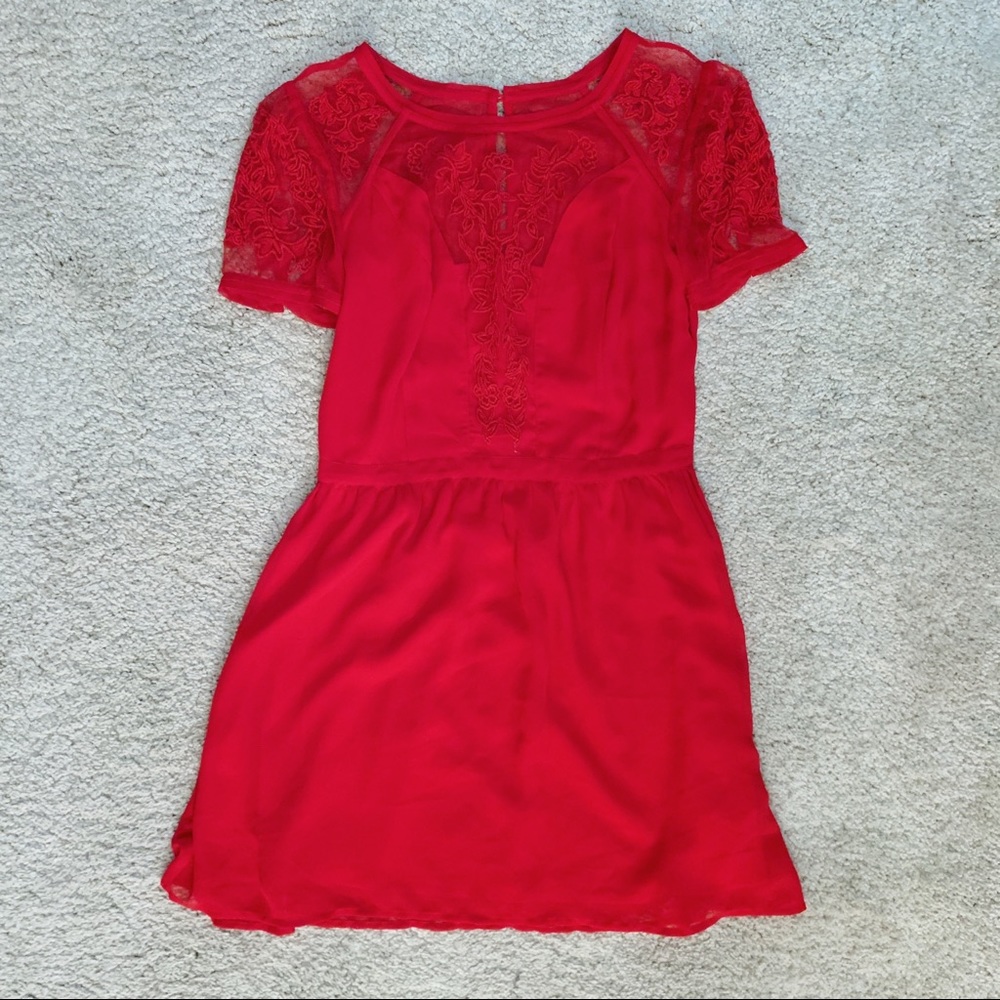 KIMICHI BLUE // VINTAGE RED LACE DRESS